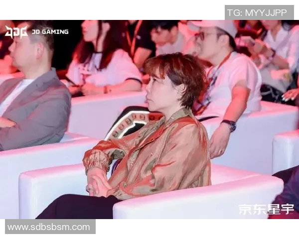 esports数据陈芳回顾英雄联盟职业生涯与成长历程的深度专访分享